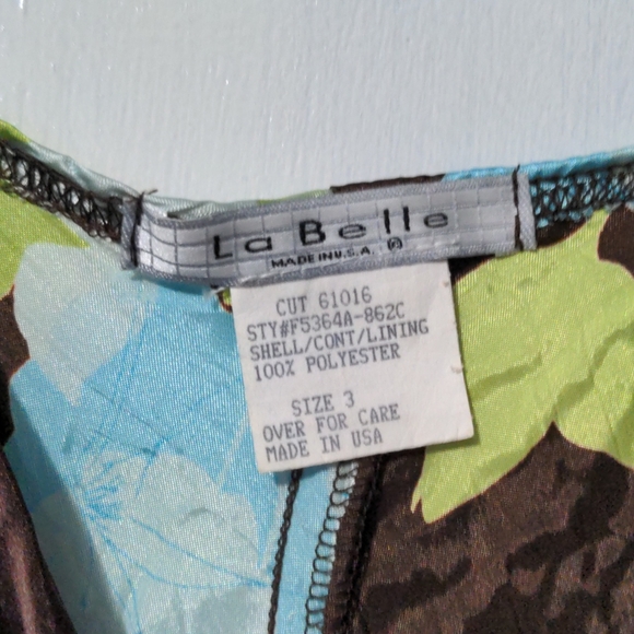 Satiny Dress - Picture 2 of 3